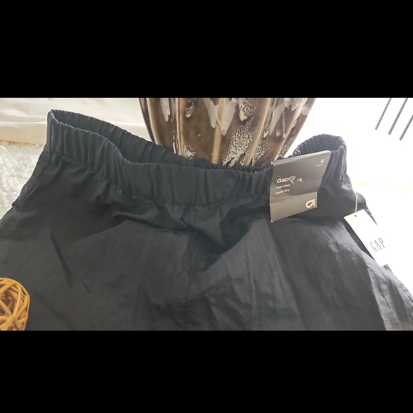 BLACK HIGH RISE JOGGERS PANTS - Picture 3 of 9